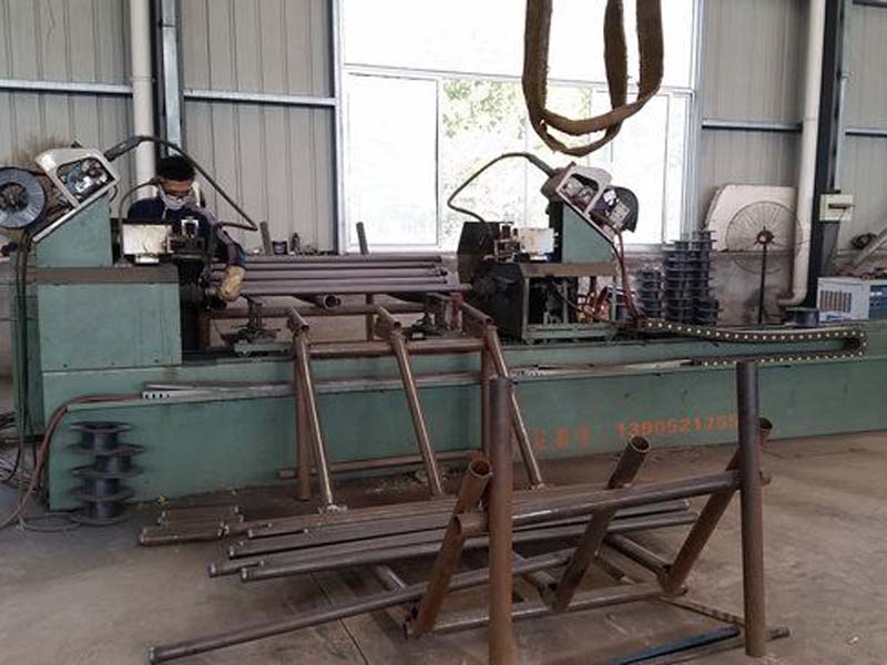 網(wǎng)架桿件自動焊接機床11