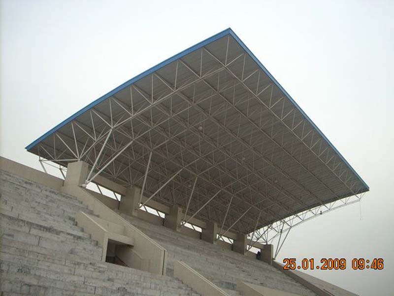 新疆昌吉六中體育看臺