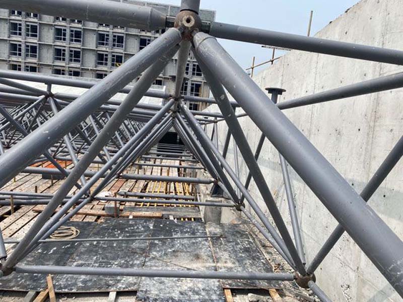 章丘新世紀學校報告廳